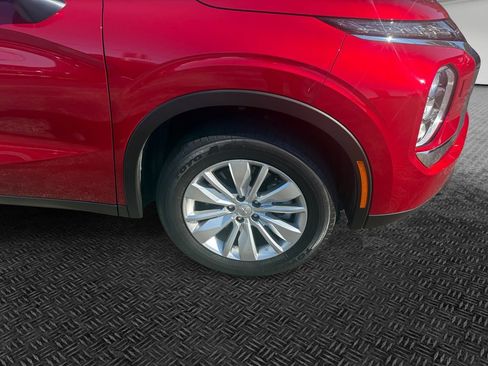 Used 2025 Mitsubishi Outlander ES AWD/4WD image 11