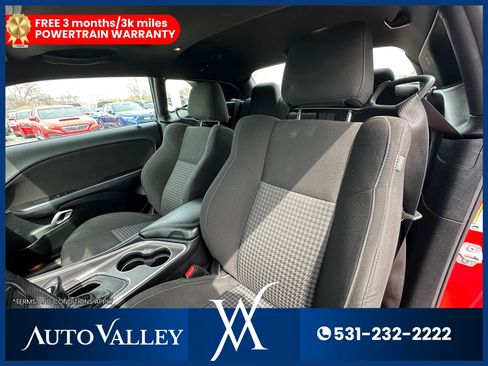 Used 2022 Dodge Challenger GT image 14