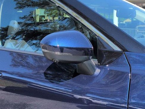 Certified 2025 Nissan Rogue SL w/ SL Premium Package FWD image 12