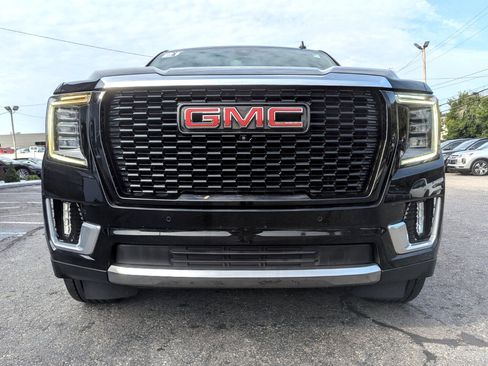 Used 2021 GMC Yukon XL Denali image 5