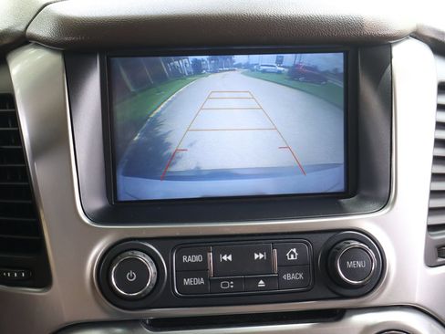 Used 2019 Chevrolet Tahoe LT RWD image 25