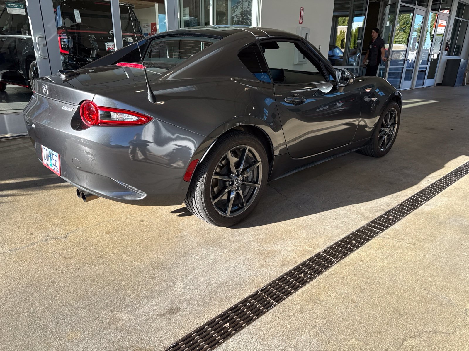Used 2019 MAZDA MX-5 Miata RF Grand Touring RWD image 4