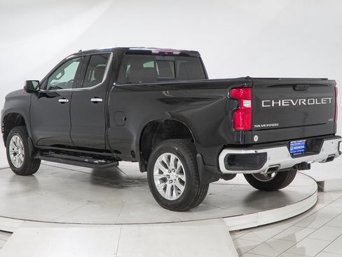 Used 2019 Chevrolet Silverado 1500 LTZ AWD/4WD image 5