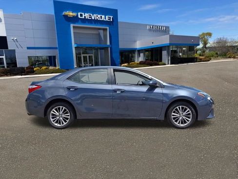 Used 2014 Toyota Corolla LE Premium w/ Driver Convenience Package FWD image 26