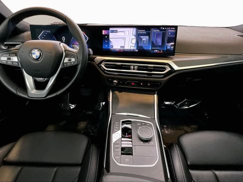 Used 2024 BMW 330i Sedan w/ Premium Package RWD image 16