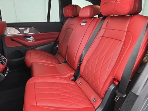 New 2026 Mercedes-Benz GLS 63 AMG 4MATIC image 15