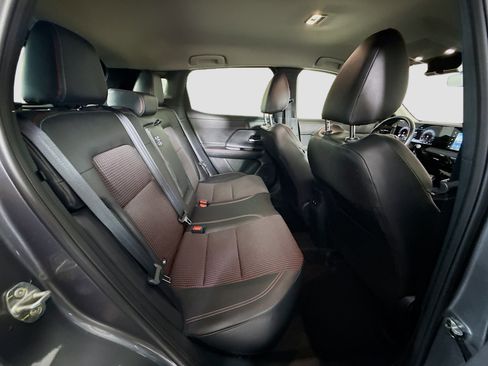 Used 2025 Nissan Kicks SR w/ Interior Electronics Package image 27