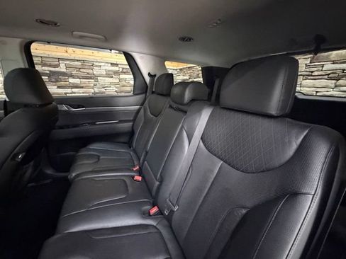 Used 2022 Hyundai Palisade SEL w/ 8P Bench Seat Package AWD/4WD image 35