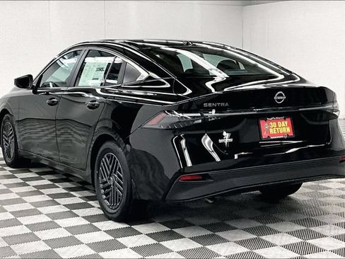 New 2026 Nissan Sentra SV w/ SV Convenience Package FWD image 4