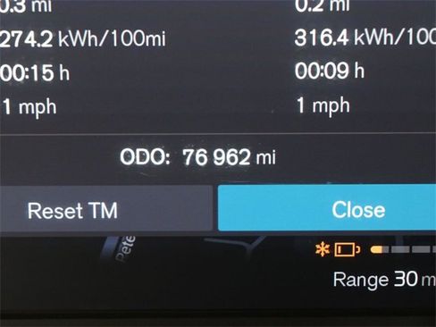 Used 2021 Volvo XC40 P8 Recharge w/ Advanced Package image 21