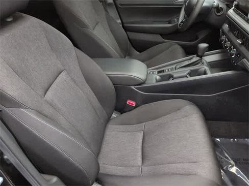 Used 2023 Honda Accord EX image 22