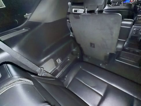 Used 2020 Ford Explorer ST w/ ST Street Pack image 39