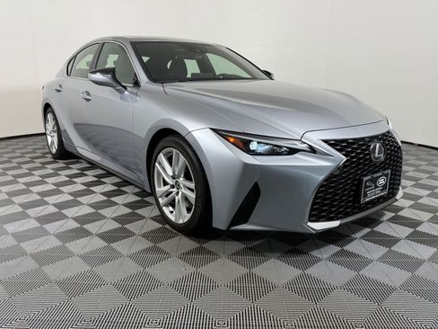 Used 2024 Lexus IS 300 w/ Comfort Package RWD image 8