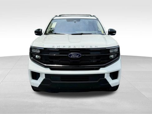 New 2025 Ford Expedition Max Active RWD image 10