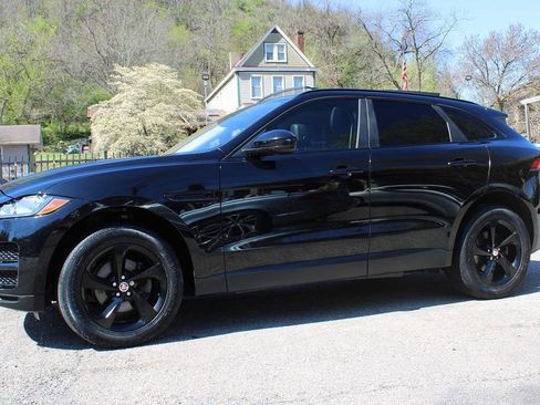 Used 2019 Jaguar F-PACE Premium AWD/4WD image 4