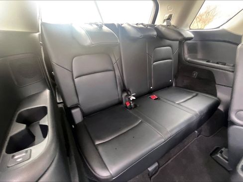 Used 2023 Nissan Pathfinder SL w/ SL Premium Package image 36