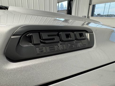 Used 2020 RAM 1500 Big Horn AWD/4WD image 5