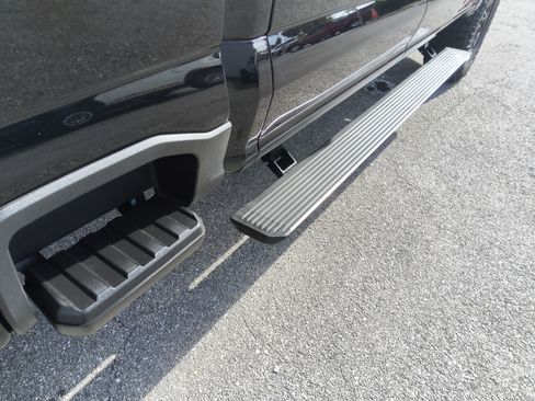 Used 2024 Ford F350 Platinum w/ Tremor Off-Road Package image 23