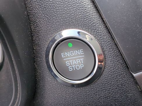 Used 2021 Ford EcoSport SE image 22