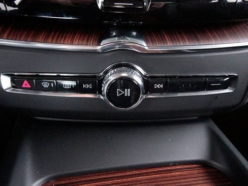 Used 2024 Volvo XC60 T8 Plus w/ Climate Package image 14