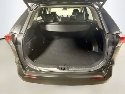 Certified 2019 Toyota RAV4 XLE Premium w/ Advanced Technology Package AWD/4WD image 25