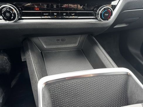 Certified 2025 Chevrolet Equinox LT image 11