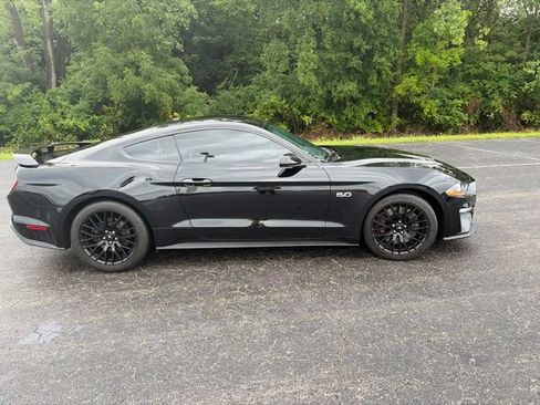 Used 2018 Ford Mustang GT w/ GT Performance Package RWD image 8