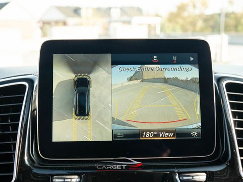 Used 2018 Mercedes-Benz GLS 550 4MATIC w/ Driver Assistance Package image 34