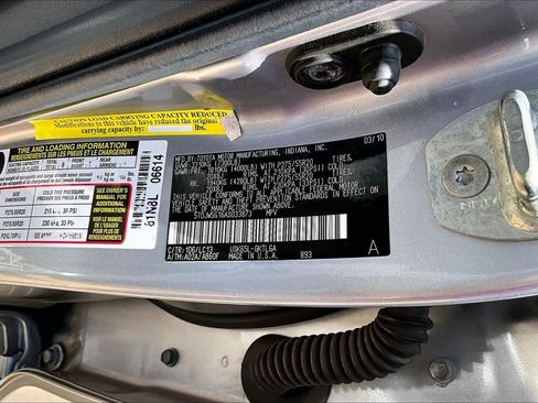 Used 2010 Toyota Sequoia Limited AWD/4WD image 31