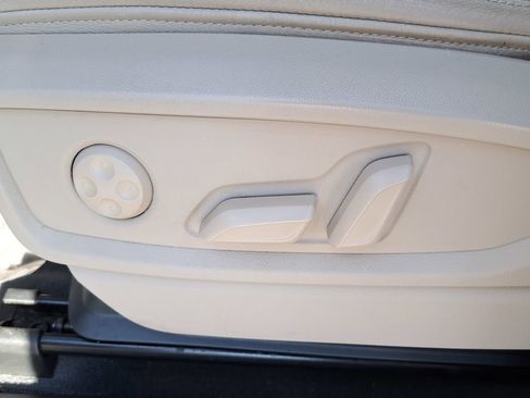 Used 2020 Audi Q5 2.0T Premium Plus w/ Premium Plus Package image 22