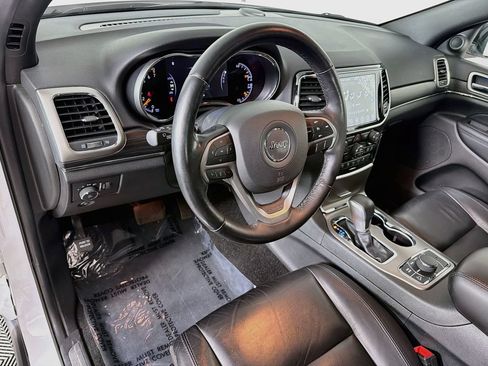 Used 2022 Jeep Grand Cherokee Limited w/ Tech Group AWD/4WD image 9