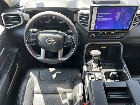 Used 2024 Toyota Tundra Limited image 10