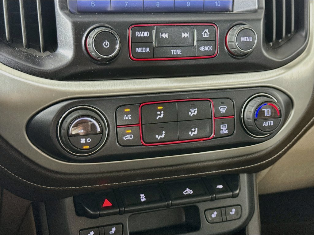 Used 2015 GMC Canyon SLT RWD image 16