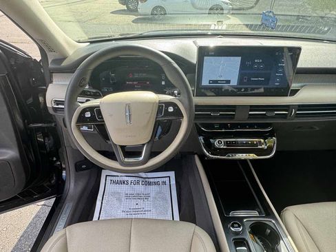 Used 2024 Lincoln Corsair AWD w/ Equipment Group 101A image 12