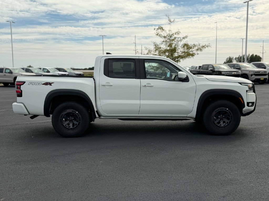Used 2026 Nissan Frontier PRO-4X AWD/4WD image 6