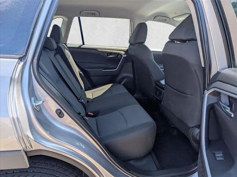 Certified 2024 Toyota RAV4 XLE AWD/4WD image 18
