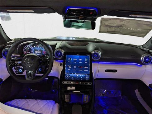 New 2025 Mercedes-Benz SL 63 AMG 4MATIC image 16