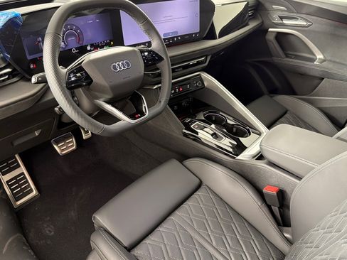 New 2026 Audi SQ5 Premium Plus AWD/4WD image 9