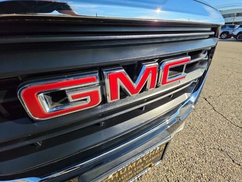 Used 2023 GMC Terrain SLE w/ Driver Convenience Package AWD/4WD image 33