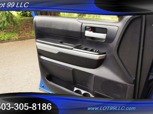 Used 2016 Toyota Tundra SR5 w/ TRD Off Road Package AWD/4WD image 27
