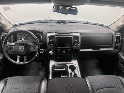 Used 2016 RAM 1500 Sport RWD image 18