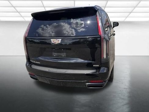 Used 2021 Cadillac Escalade Sport w/ Driver Assist Tech Package AWD/4WD image 10