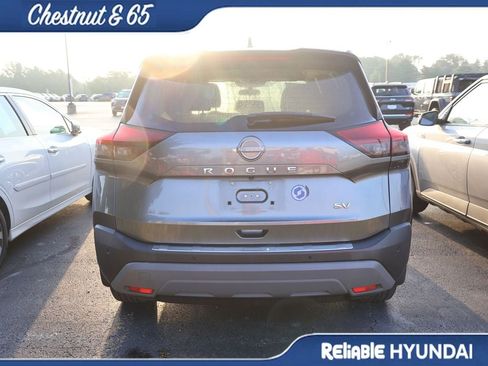 Used 2023 Nissan Rogue SV FWD image 19