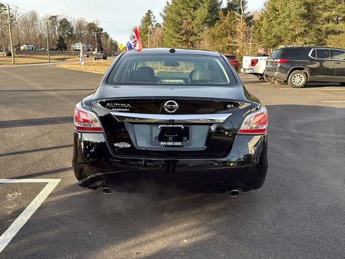 Used 2015 Nissan Altima 2.5 SL w/ Technology Package image 6