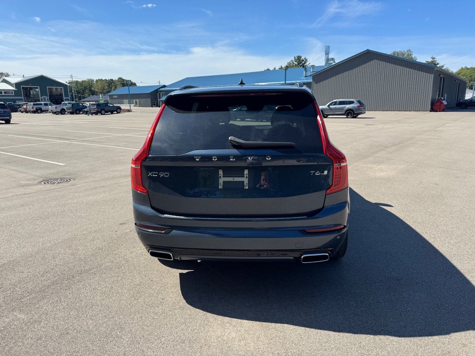 Used 2021 Volvo XC90 T6 R-Design w/ Protection Package Premier AWD/4WD image 6