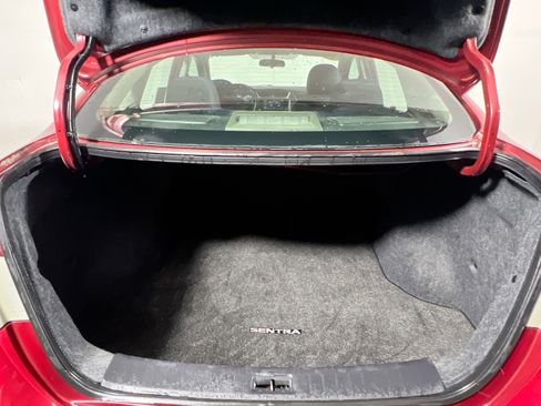 Used 2019 Nissan Sentra SV FWD image 34