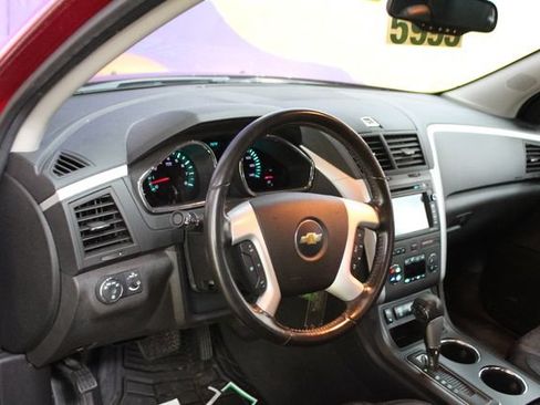 Used 2012 Chevrolet Traverse LT AWD/4WD image 15