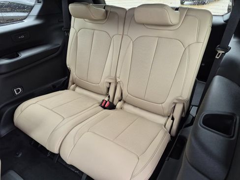 New 2026 Jeep Grand Cherokee L Limited w/ Luxury Tech Group II RWD image 14