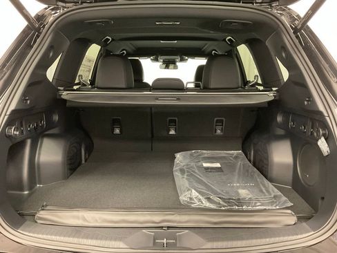 New 2026 Subaru Forester Limited AWD/4WD image 38