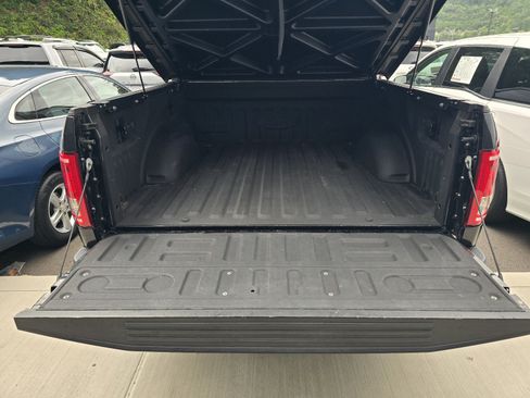 Used 2015 Ford F150 XL w/ Equipment Group 101A Mid AWD/4WD image 9